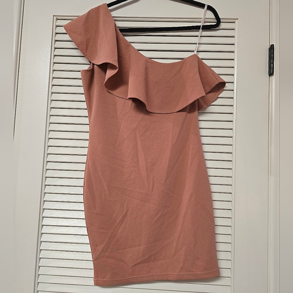 Guess - One-Shoulder Ruffle Bodycon Dress With Lining - Picture 3 of 6